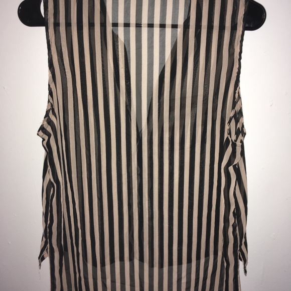 L/ BLOUSE - Picture 1 of 4